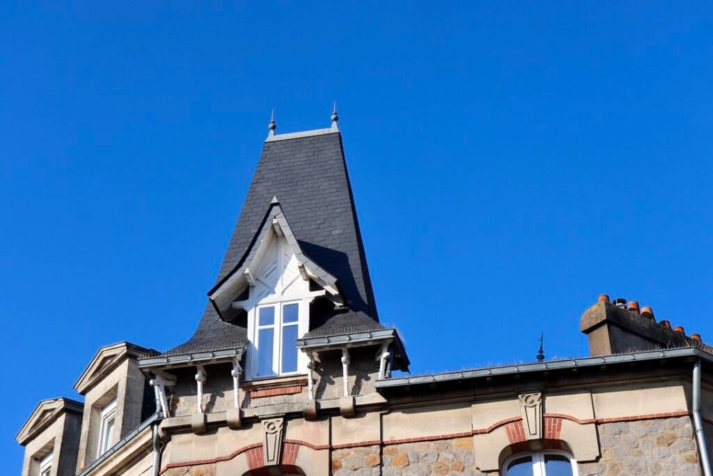 Signature Une chambre perchée